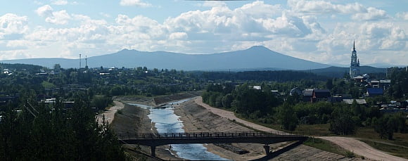 Панорамный вид на город Североуральск